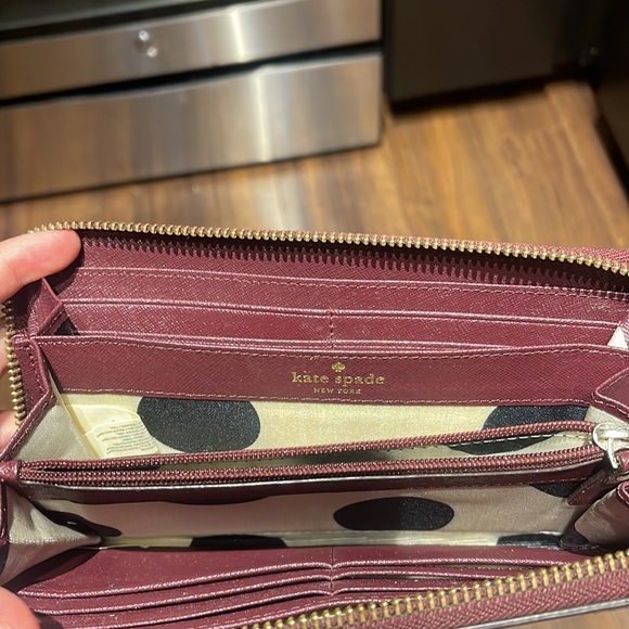 Kate Spade wallet - Picture 2 of 3
